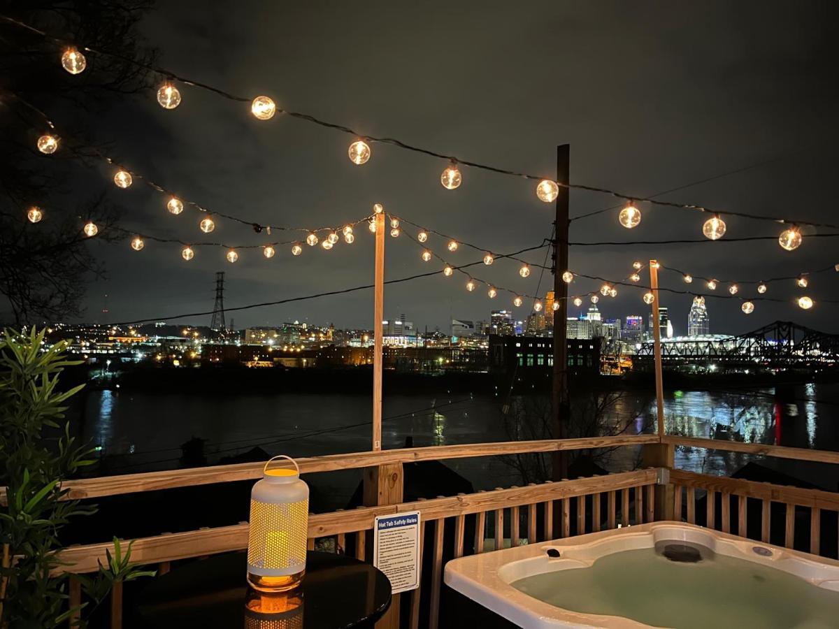Cozy Riverfront Bungalow With Stunning Views Covington Exterior foto